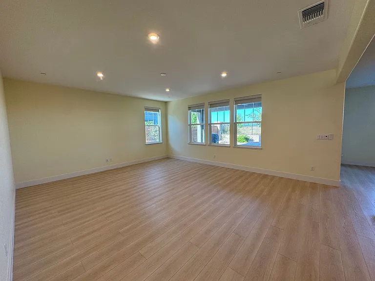 7602 Afonso Way — Photo 12