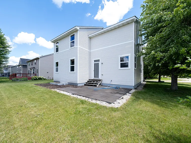 1814 Spring Creek Dr — Photo 32