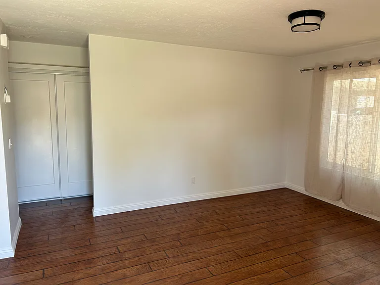 1917 Shady Acre Cir — Photo 13