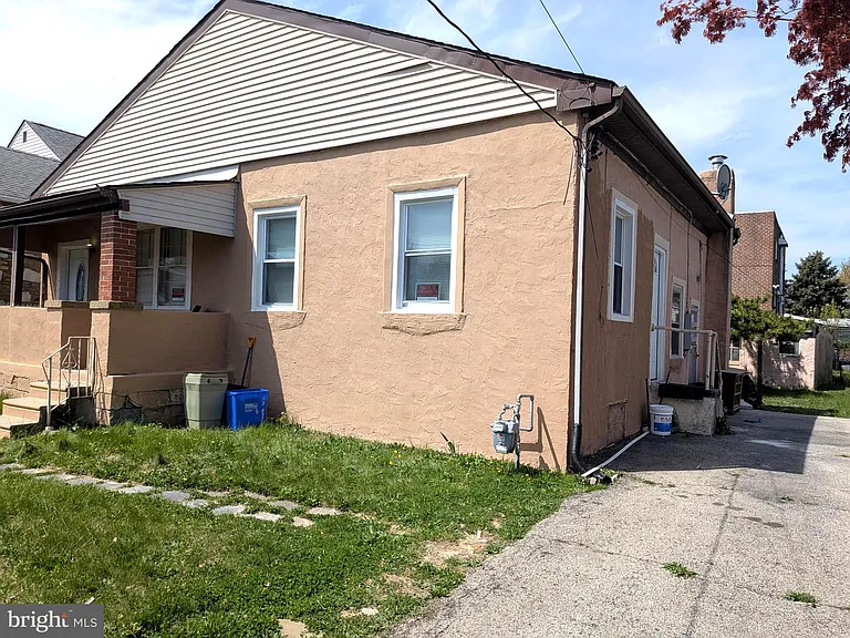 7524 Whitaker Ave — Photo 4