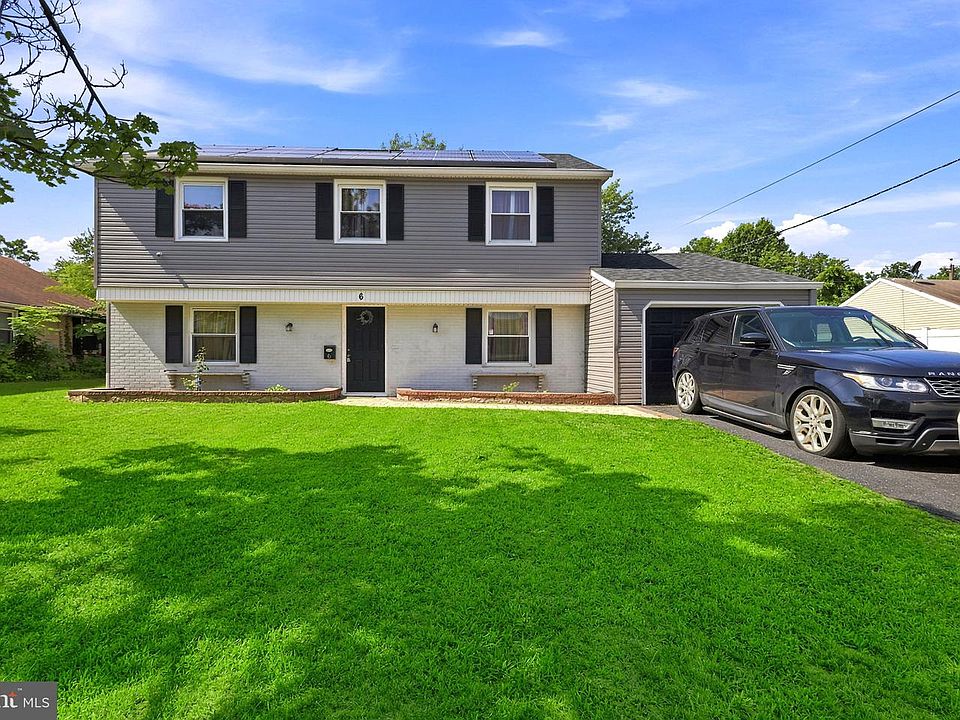 1st image of 6 Pilgrim Ln
