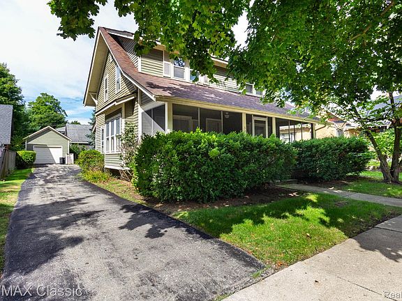 2nd image of 323 East St