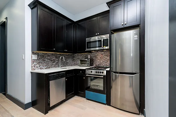 Rented by Nooklyn NYC LLC | media 5