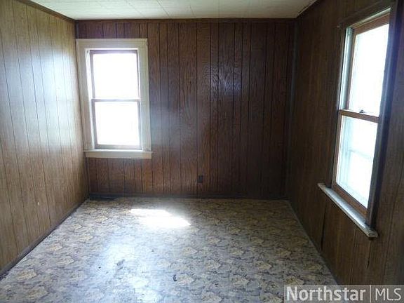 3rd image of 521 Ann Street