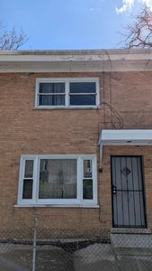 7037 S Harper Ave APT 2B, Chicago, IL, 60637