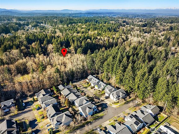 3rd image of 3133 32nd Avenue NW