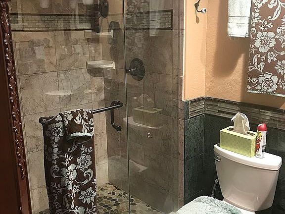 Steam shower Italian marble 