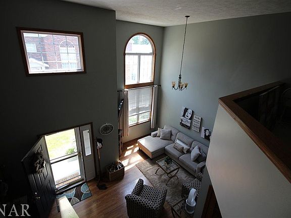 2nd image of 200 N Fayette St APT 4