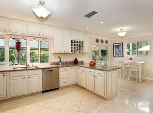 8820 SW 160th St, Palmetto Bay, FL 33157