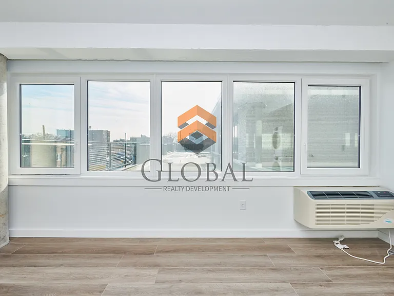 790 Allerton Ave #306 — Photo 10