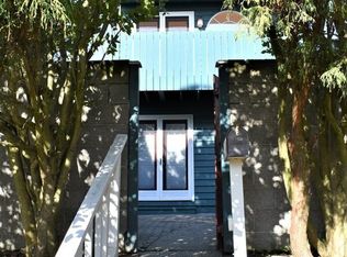 624 NW 73rd St, Seattle, WA 98117