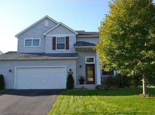 6740 Greenbriar Curv, Shakopee, MN 55379