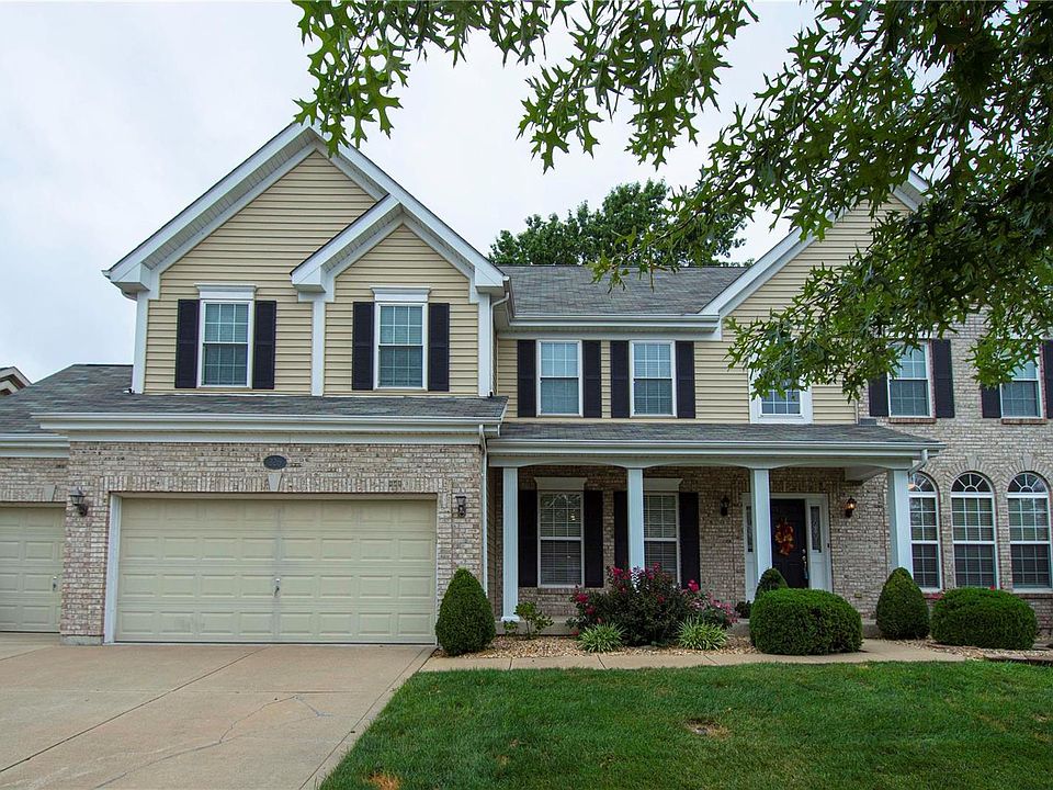 1st image of 326 Cherry Hills Meadows Dr