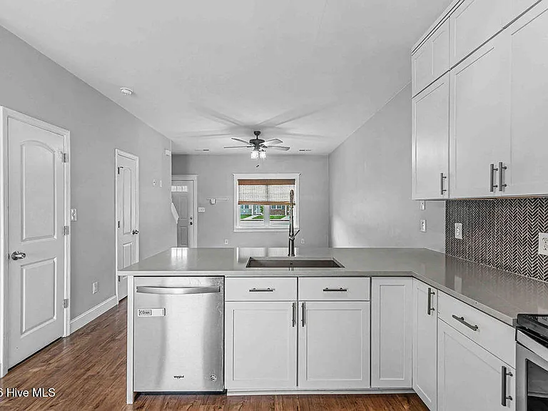 110 Justice Farm Dr — Photo 9