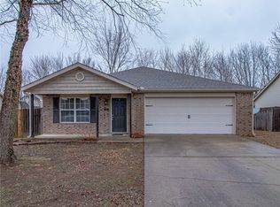 5412 SW Ashfield Dr, Bentonville, AR 72713