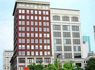 1st image of 106 N High St APT 201