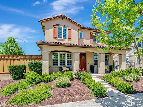 195 Peral Ave, Morgan Hill, CA 95037
