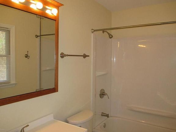 2nd image of 135 Pinewood Pl