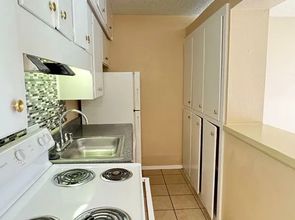 Handley Oaks Apartments