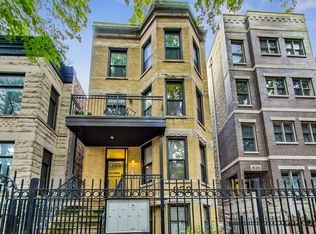 832 W Roscoe St APT 2, Chicago, IL 60657