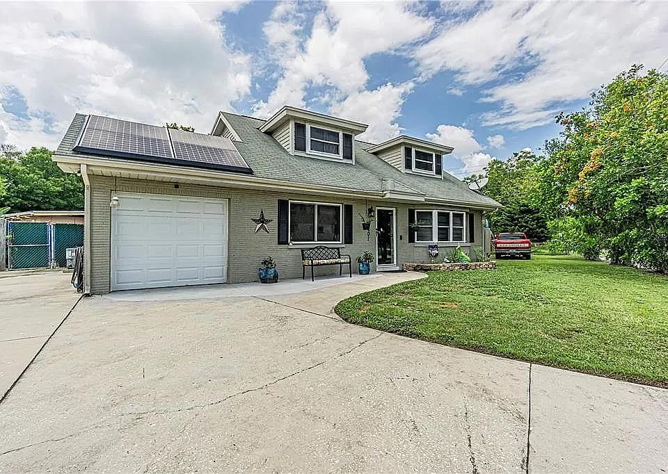 1st image of 9201 86th Ave N