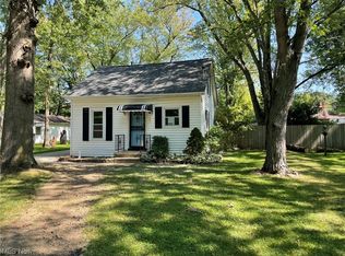 761 Community Rd, Sheffield Lake, OH 44054