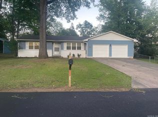 214 E Walker Dr, Dover, AR 72837