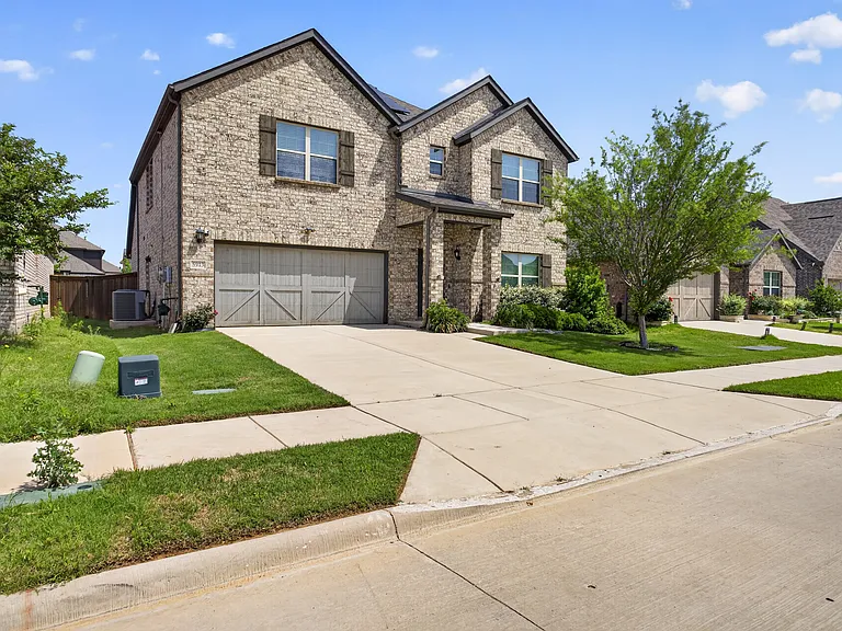 5913 Pensby Dr — Photo 5