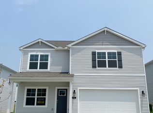 214 Sandburg Dr, Lithopolis, OH 43136