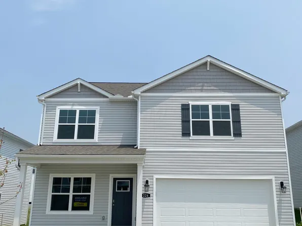 214 Sandburg Dr, Lithopolis, OH 43136