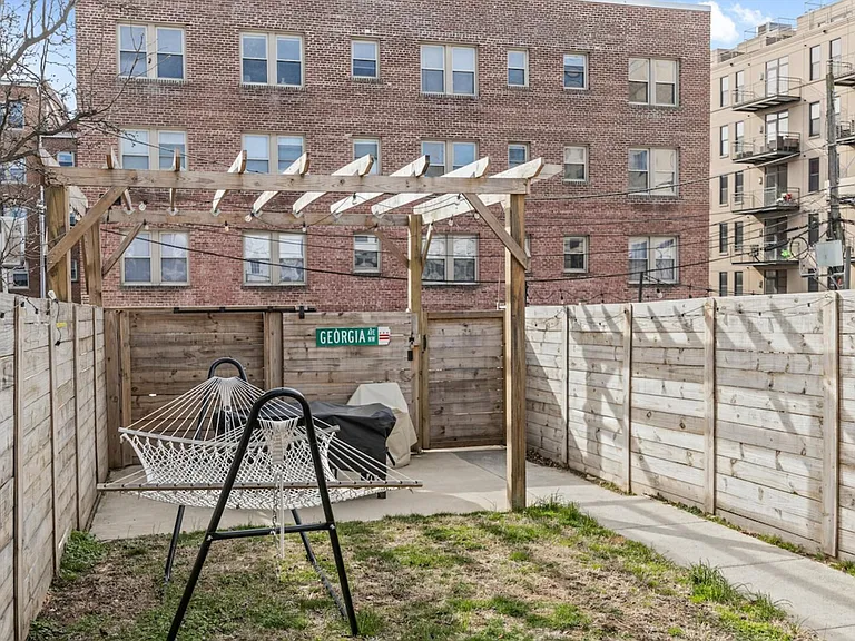 Randolph St NW — Photo 18