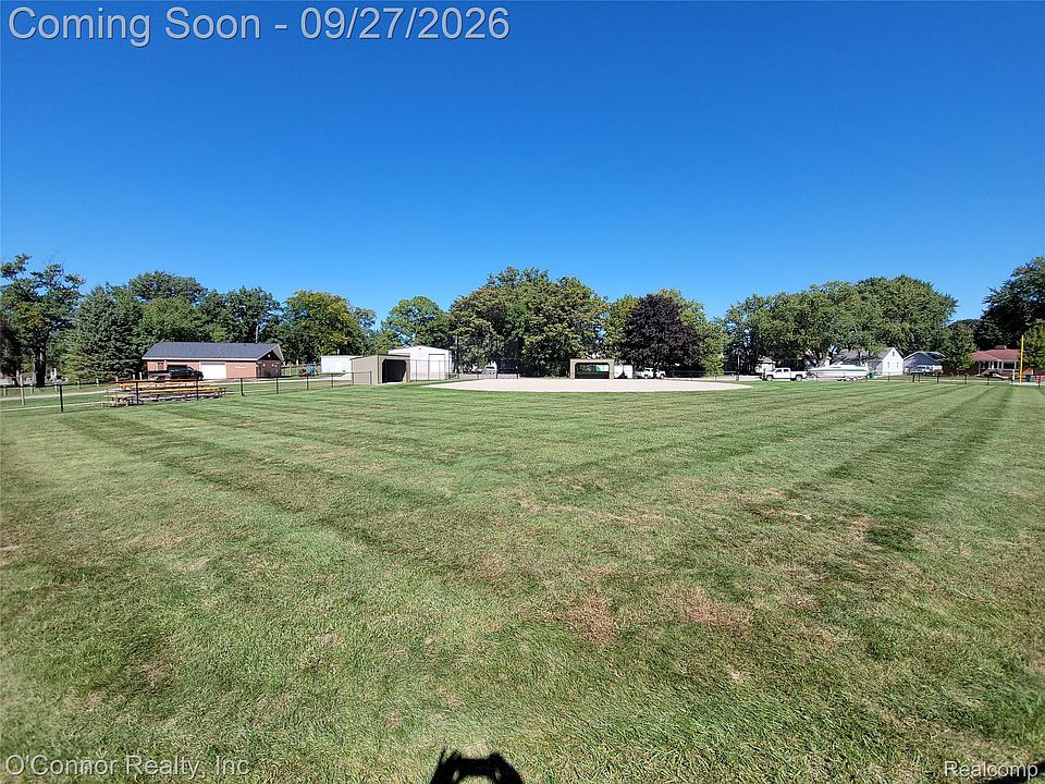 1449 Goffe St, photo 23