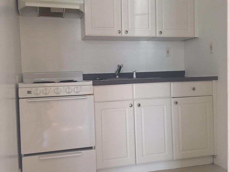 2nd image of 63 Brighton Ave #1MZ