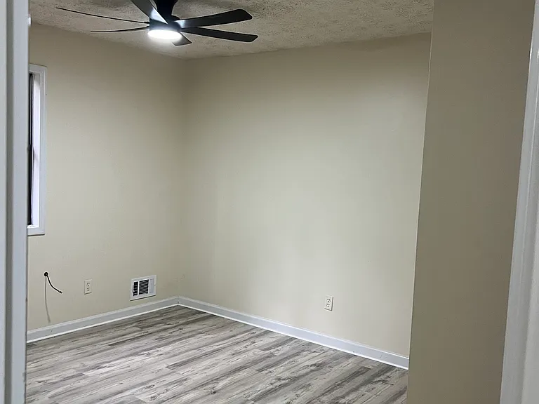 1468 Bridgestone Dr — Photo 15