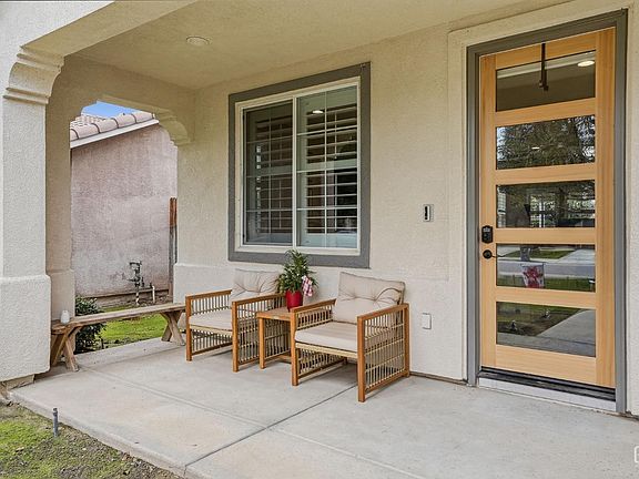 3rd image of 10706 Coronado Pointe Dr