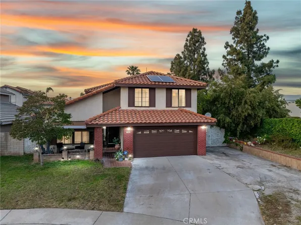 17292 Lakeview Ct, Fontana, CA 92336