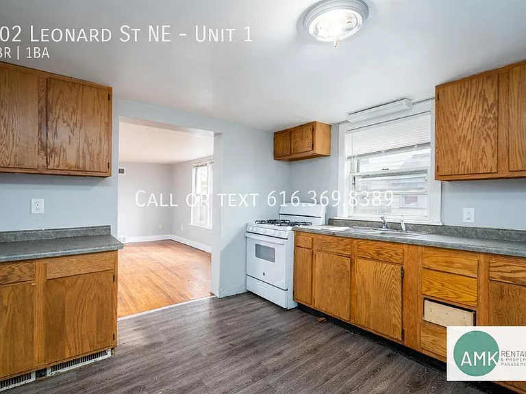 202 Leonard St NE #1 — Photo 7