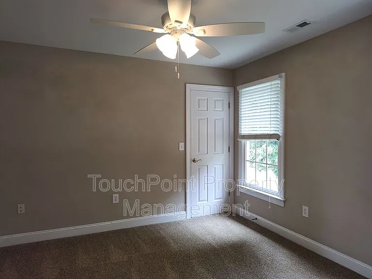 204 Limerick Dr — Photo 21
