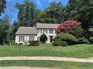 16 Brookhollow Dr, Downingtown, PA 19335