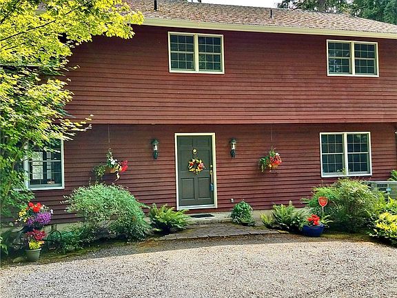 Your private Edgewood Oasis!