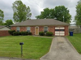 623 Lane Ave, Sellersburg, IN 47172