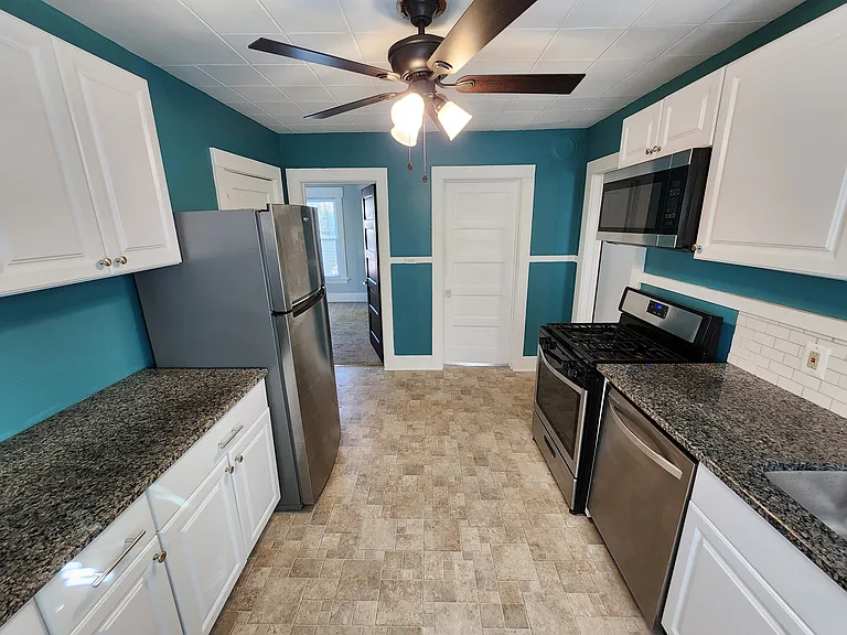 4505 James St #1 — Photo 3