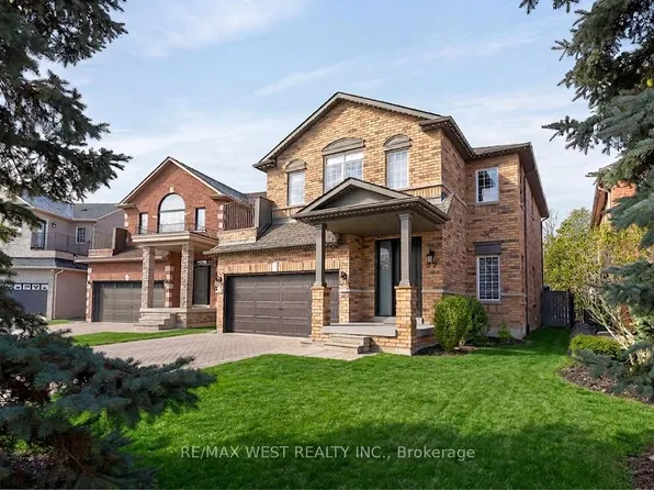 99 Gray Park Dr, Caledon, ON L7E 2N5
