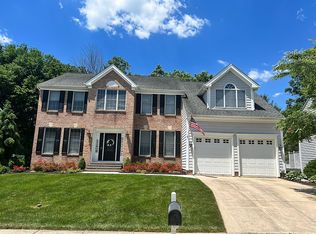 11608 Hunters Run Dr, Cockeysville, MD 21030