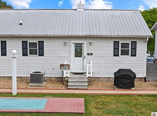 109 Harbor View Dr, Grand Rivers, KY 42045