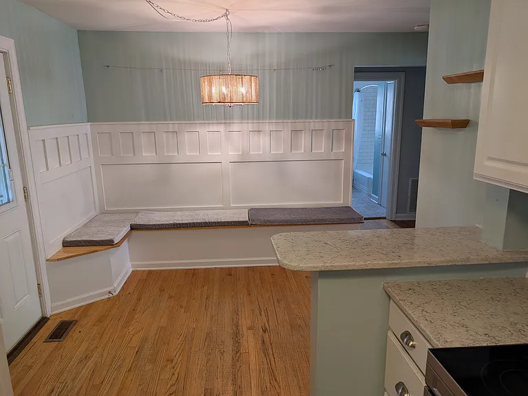 1319 Riverdale Dr — Photo 12
