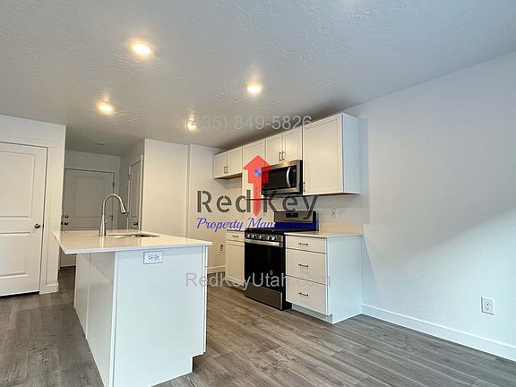 647 W Banner Dr, Grantsville, UT_12042024