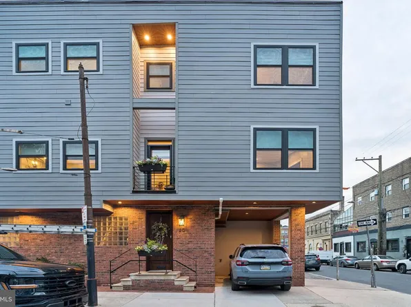 801 S 8th St, Philadelphia, PA 19147