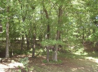 102 Kippsford Ct, Columbia, TN 38401