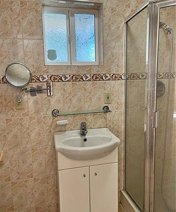 4th image of 4129 W 134th St #B